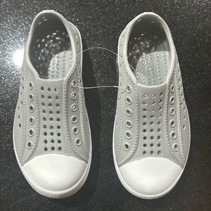 Brand New size 8 slip on